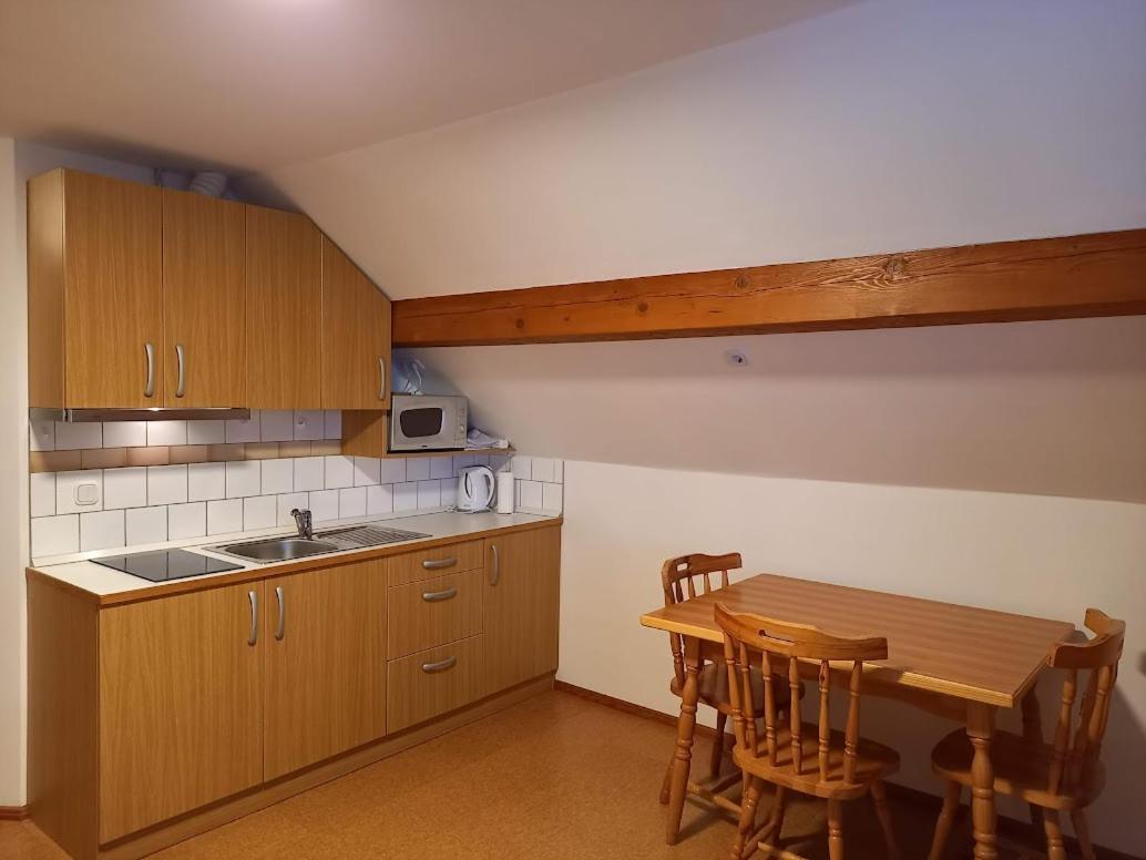 Apartma Kramar Podkoren ครานสกา โกรา ภายนอก รูปภาพ