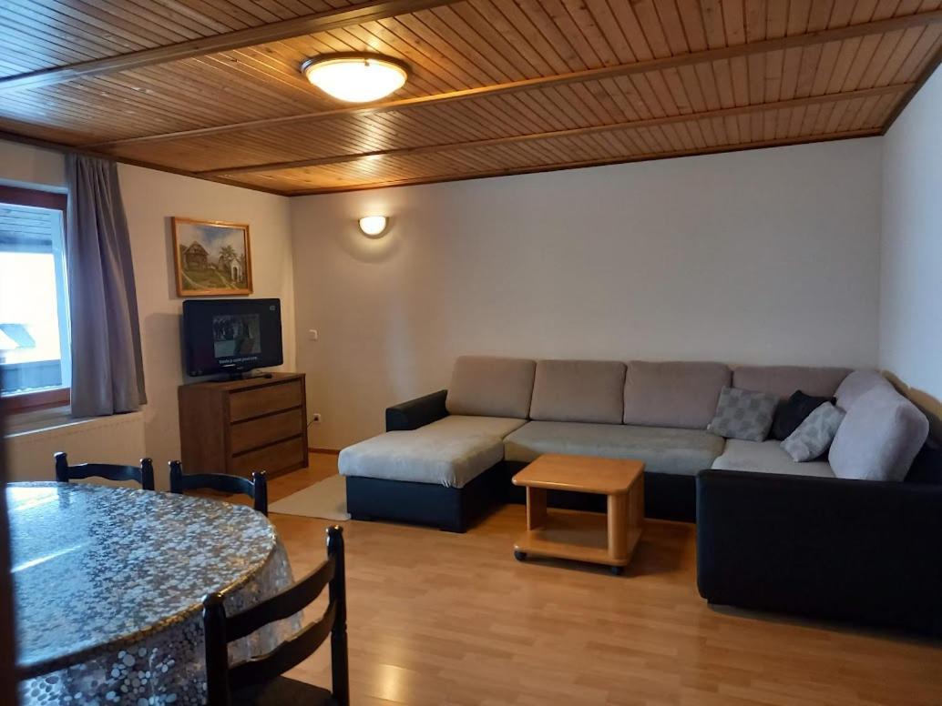 Apartma Kramar Podkoren ครานสกา โกรา ภายนอก รูปภาพ